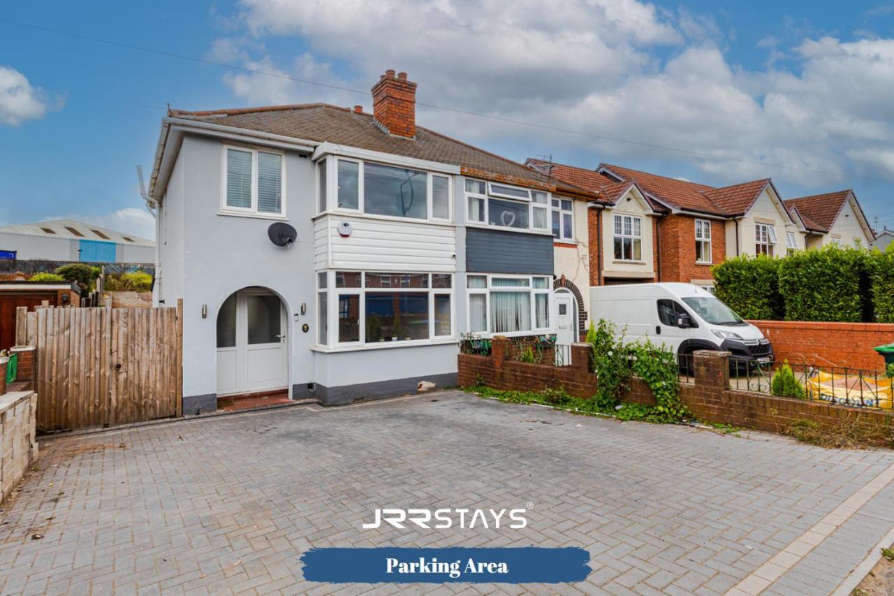 Tipton 3 Bedroom House Garden Sleeps 7 - Jrr Stays Coseley Eksteriør bilde