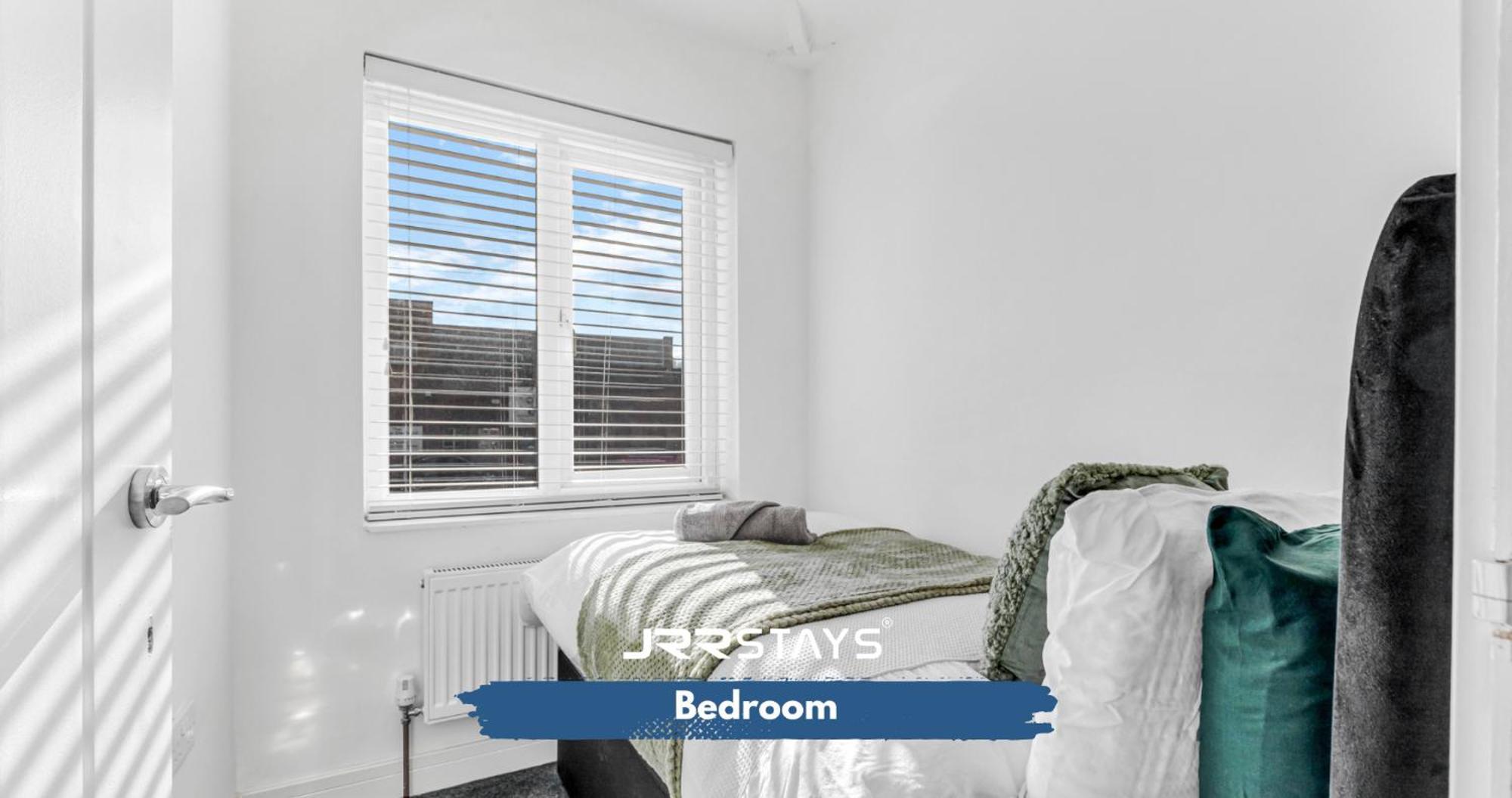 Tipton 3 Bedroom House Garden Sleeps 7 - Jrr Stays Coseley Eksteriør bilde