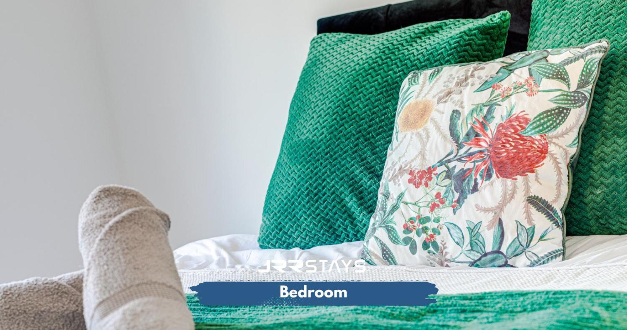 Tipton 3 Bedroom House Garden Sleeps 7 - Jrr Stays Coseley Eksteriør bilde